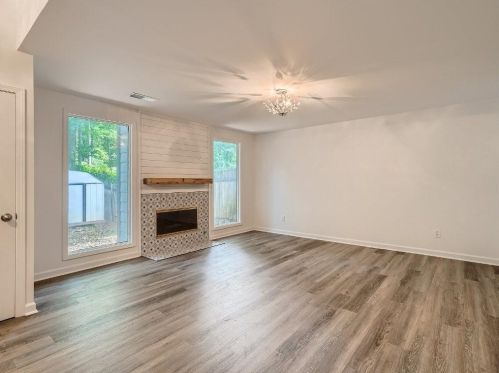 287 Toweridge Dr, Marietta, GA 30064-3678