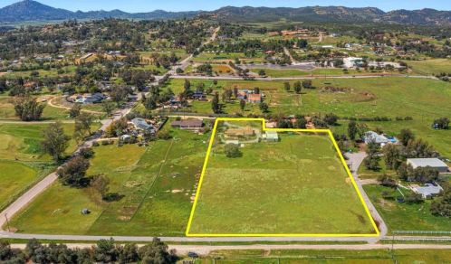 1183 Harper Rd, Ramona, CA 92065-1435