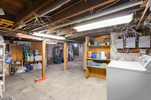 329 9 St, Paterson NJ 07508-2118 exterior