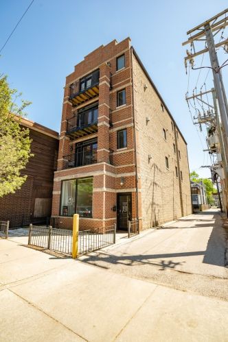1831 Belmont Ave, Chicago, IL 60657-3393