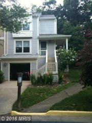 1645 Oak Spring Way, Herndon VA  20190-4922 exterior