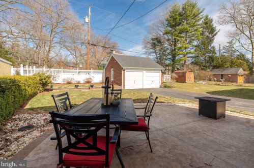 860 Fountain Ave, Lancaster PA  17601-4533 exterior