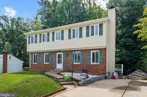 14204 Lynway Ct, Woodbridge, VA 22193-4336