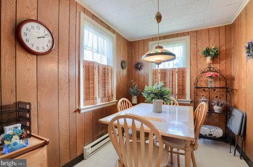 946 Salisbury Ct, Lancaster PA  17601-5164 exterior