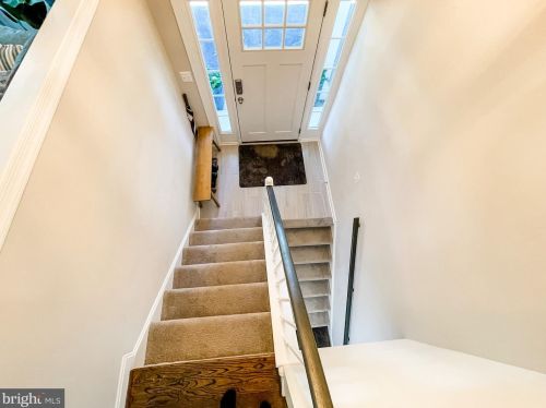 733 Stinchcomb Rd, Severna Park MD  21146-4223 exterior