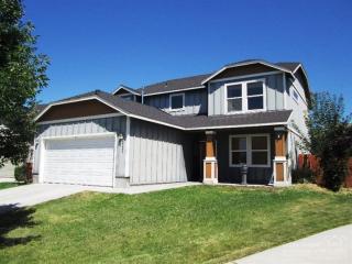 3331 Metolius Meadow Ct, Eagle Crest, OR 97756-7523