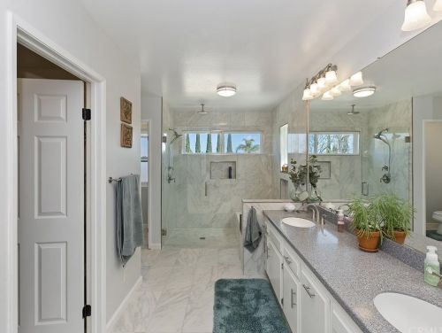 6718 Rycroft Dr, Riverside CA  92506-5315 exterior