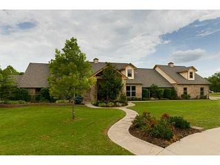 5600 Sycamore Pond Dr, Mustang, OK 73064-3032