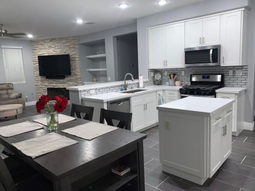 37904 Banbury St, Indio, CA 92203-4858
