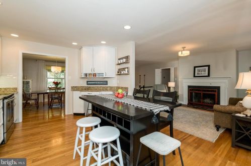 185 Berrywood Dr, Severna Park MD 21146-2030 exterior