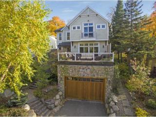 16915 Grays Bay Blvd, Orono, MN 55391-2922