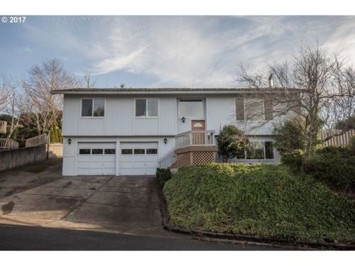 720 Jeffries Pl, Newport OR  97365-2517 exterior