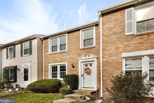 13561 Bentley Cir, Woodbridge, VA 22192-4336