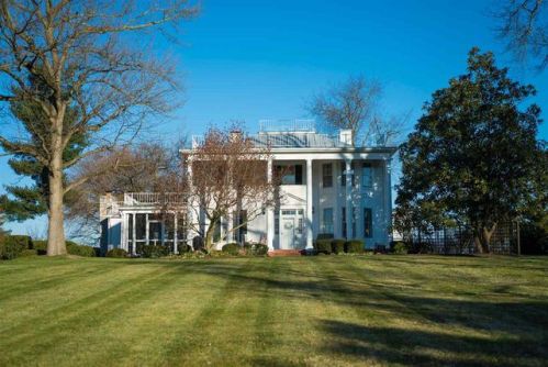 917 Ox Rd, Woodstock, VA 22664-1115