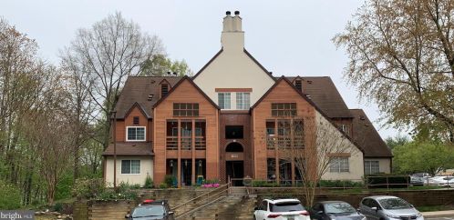 4916 Columbia Rd, Columbia, MD 21044-1500