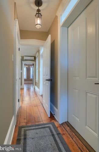 26 Vine St, Lancaster PA  17603-5259 exterior