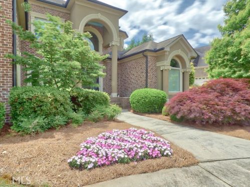 722 Bethpage Dr, Mcdonough, GA 30253-4020