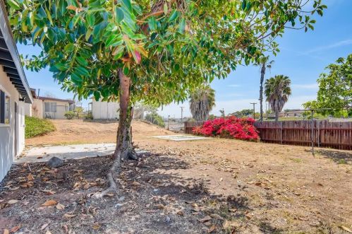 24 Palomar St, Chula Vista CA  91911-3533 exterior