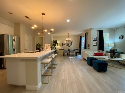 12 Three Rivers, Irvine CA  92602-1029 exterior