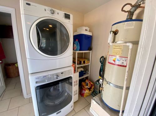 4810 Jurupa Ave, Riverside CA  92504-1709 exterior