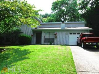 484 Harvard Dr, Lilburn, GA 30047-3649