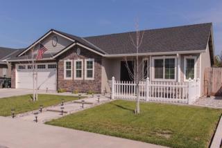 6586 Harwood Ave, Fresno, CA 93727-6565