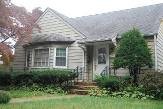 1057 Van Houten Ave, Clifton, NJ 07013-2648