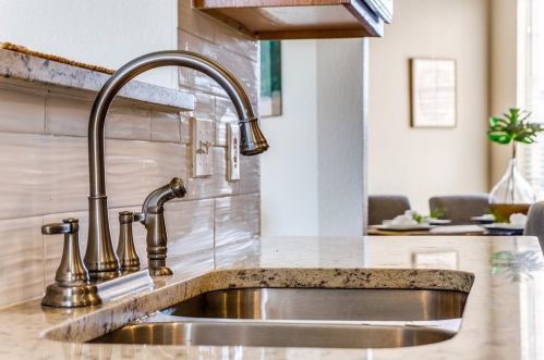 4406 Carlton Dr, Garland TX 75043-7299 exterior