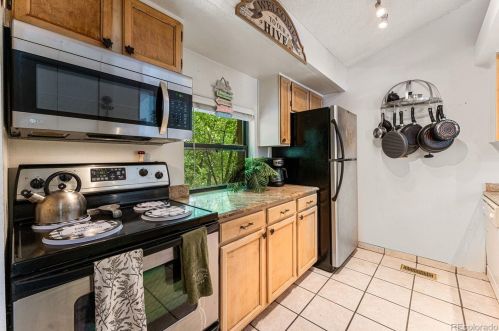 4266 Richfield Way, Denver CO 80013-3282 exterior