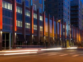 2020 Lawrence St, Denver CO  80205-2141 exterior
