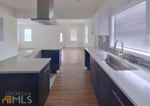 718 Ira St, Atlanta GA  30310-2168 exterior