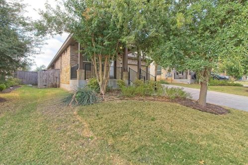 1128 Clearwing Cir, Georgetown TX  78626-7058 exterior
