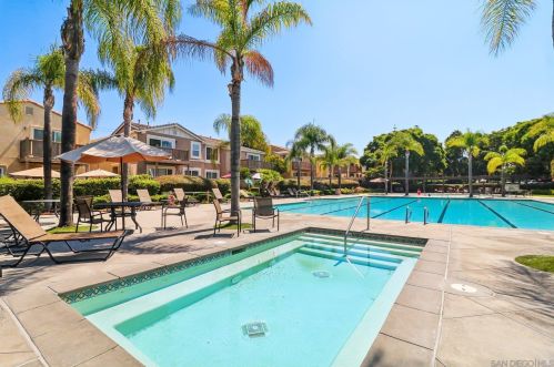 1482 Caminito Sicilia, Chula Vista CA  91915-4142 exterior