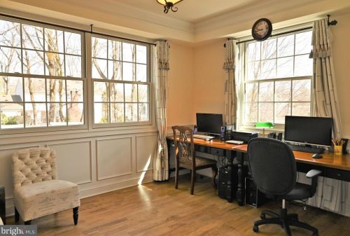 87 Leavitt Ln, Princeton NJ  08540-3921 exterior