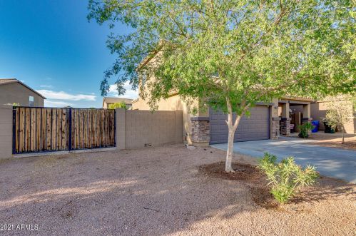 4328 Burgess Ln, Laveen, AZ 85339-1916