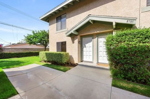 8787 Moody St, Cypress, CA 90630-2255