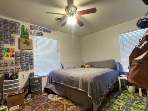 1619 Ashberry Dr, Austin TX  78723-1106 exterior