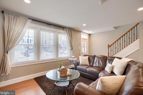39 Ross St, Lancaster, PA 17602-1956