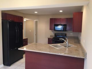 1929 Diamond Head Trl, Pingree Grove IL  60140-2037 exterior