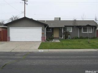 750 Poplar Ave, Manteca, CA 95336-3422