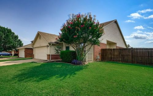 6944 Lomo Alto Dr, Fort Worth TX  76132-3560 exterior