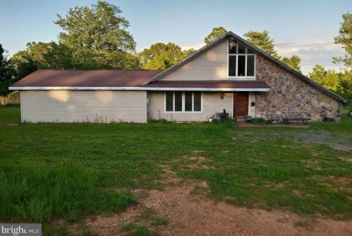 13500 Street Rd, Flintstone, MD 21530-1020