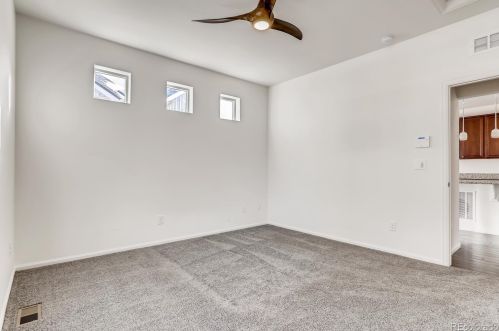 26198 Maple Dr, Aurora CO 80018 exterior