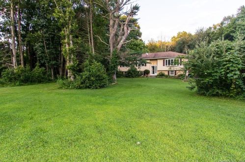 40 Oak Valley Road Ext, Huntington, CT 06484-3838