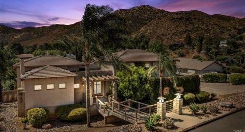 15628 Thornbush Rd, Ramona, CA 92065-4823