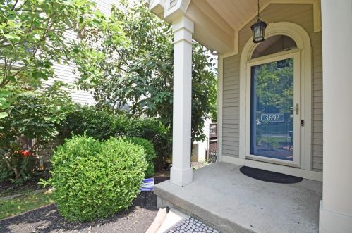 3692 Grovedale Pl, Cincinnati, OH 45208-1107