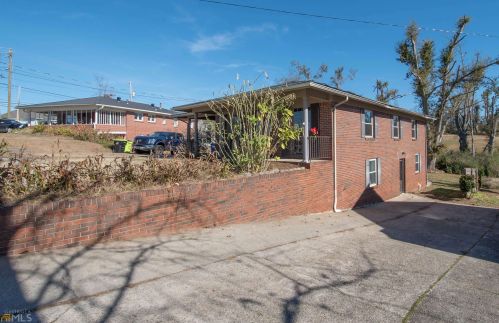 5 Watson Dr, Newnan, GA 30263-2935