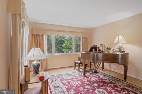 16 Severn Riv Rd, Severna Park MD 21146-4659 exterior