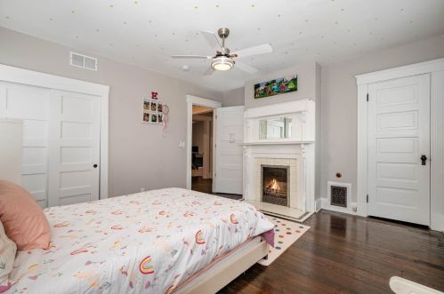 1912 Delaware Ave, Cincinnati OH  45212-3621 exterior