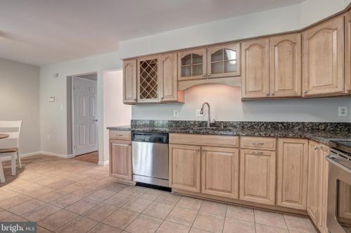 5601 Castlebury Ct, Springfield VA  22015-1883 exterior